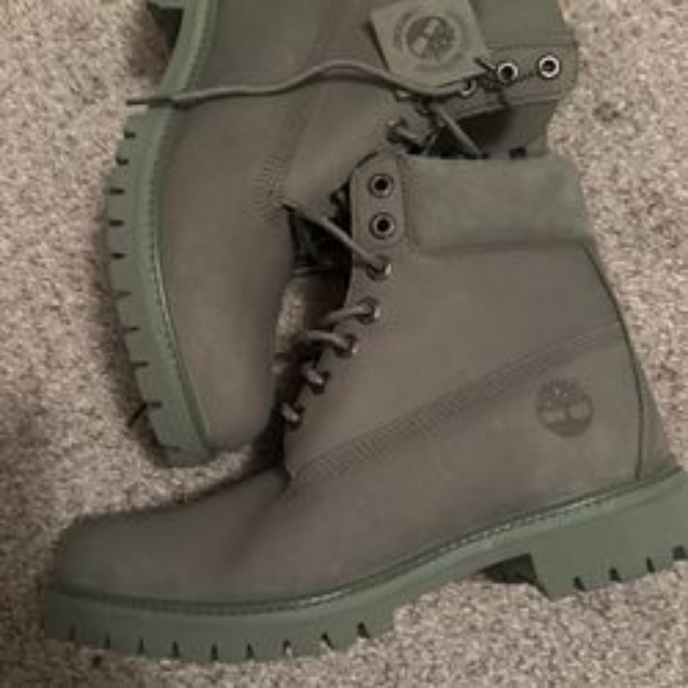 Timberland Dark Olive Green Nubuck Monotone Premium Waterproof 6" Boot Mens 8.5